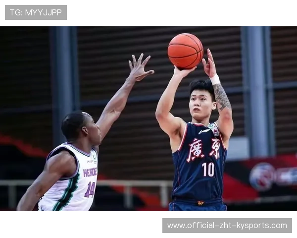 太阳底角三分连中，对手被迫暂停