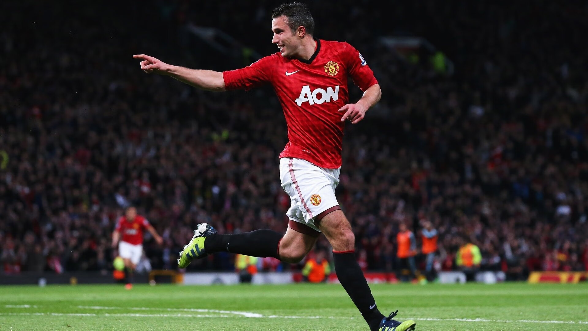 大反转！曼联名宿爆争议发言：C罗很意外，曼联官宣c罗